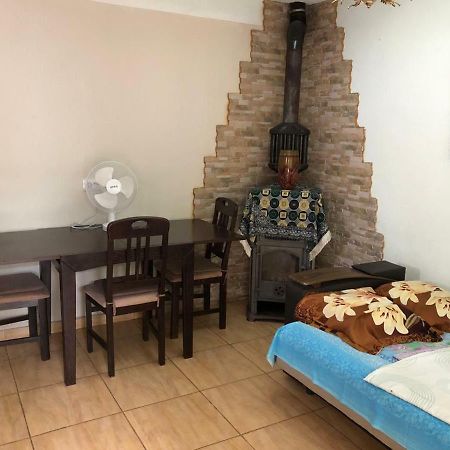 Apartments Dubrava 106 Добра-Вода Экстерьер фото