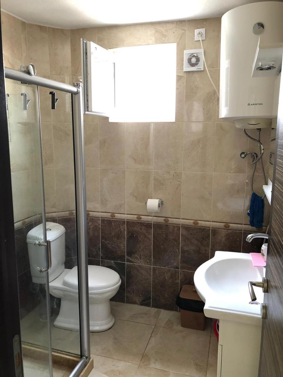Apartments Dubrava 106 Добра-Вода Экстерьер фото